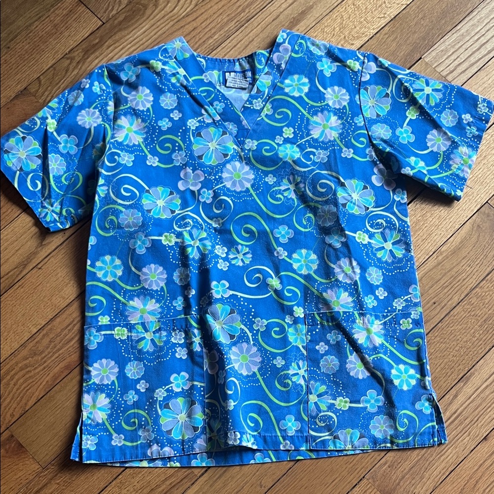 Madison Blue Floral Women's Top